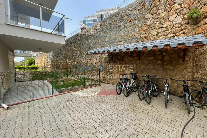 Квартира в Кестеле меблированная с частичным видом на море 5 