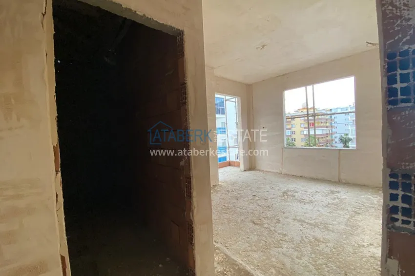 Приобрести Квартиры от инвестора в Махмутларе в комплексе на заключительном этапе строительства 4