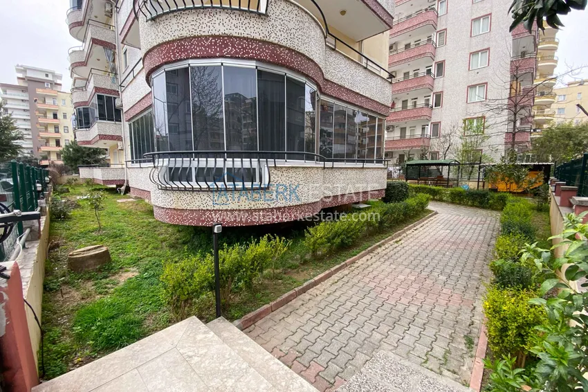 Квартира в Махмутларе с мебелью и видом на горы в благоустроенном комплексе 5 