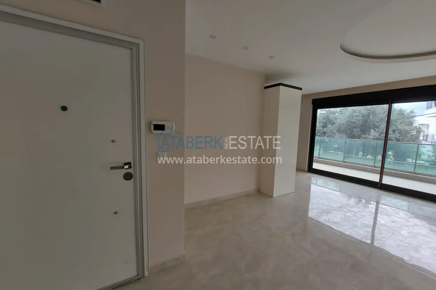 Приобрести Двухкомнатная квартира в Каргыджаке в комплексе на первой береговой линии 2 