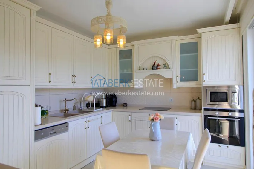 Приобрести Двухэтажная вилла в Каргыджаке с частным бассейном. Имеет право на гражданство 6 