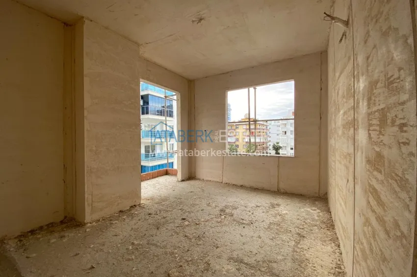 Приобрести Квартиры от инвестора в Махмутларе в комплексе на заключительном этапе строительства 5