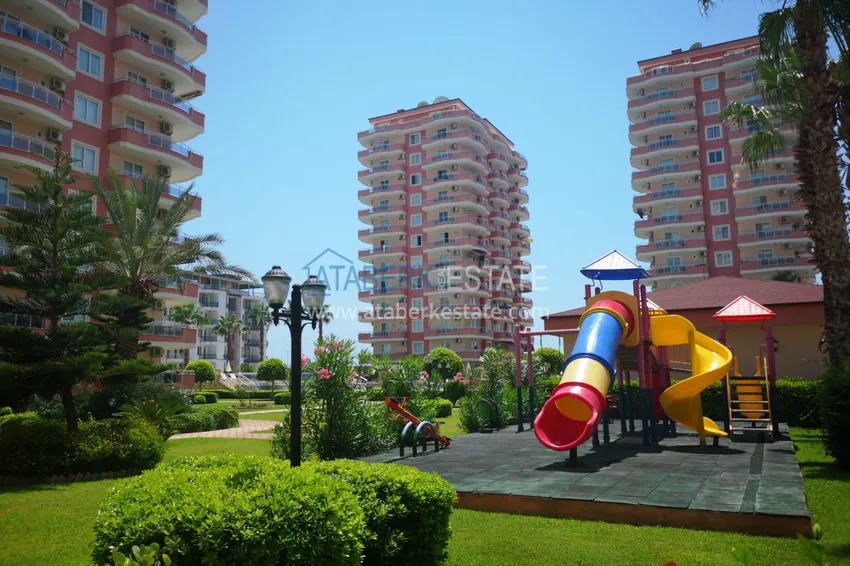 Квартира в Махмутларе с мебелью, в комплексе на первой линии 7 