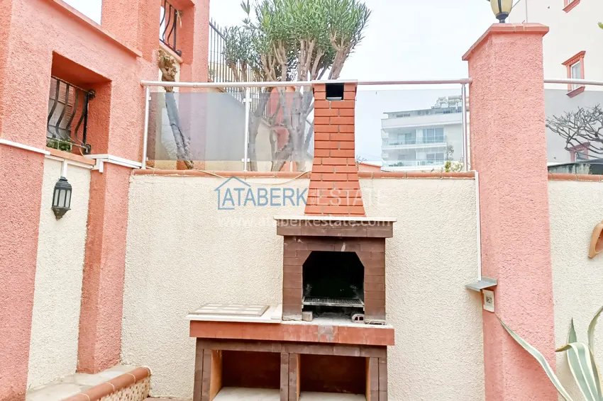 Квартира в Оба трехкомнатная в комфортабельном комплексе 8 