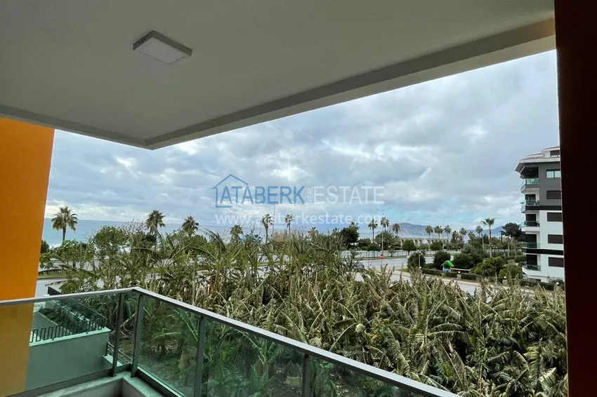 Приобрести Квартира в районе Кестель с чистовой отделкой на первой береговой линии 7 