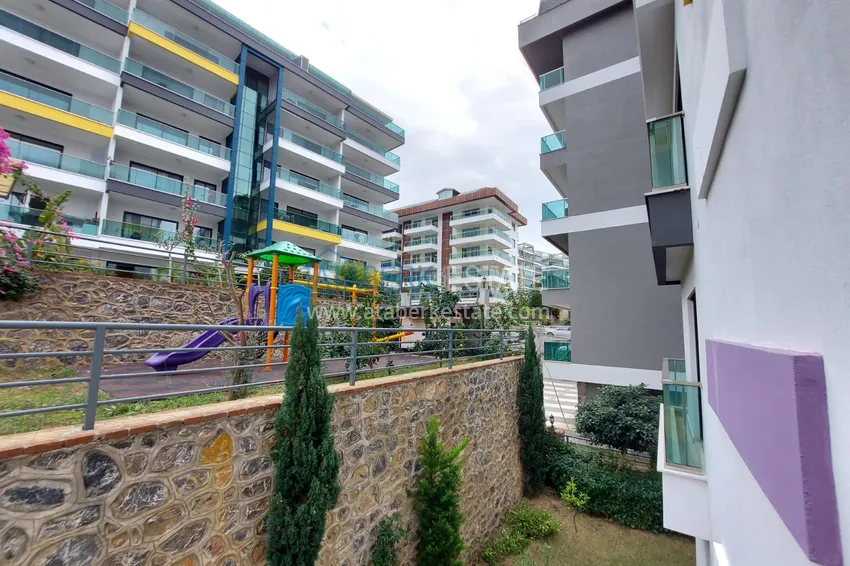 Двухкомнатная квартира в Каргыджаке в комплексе на первой береговой линии 8 