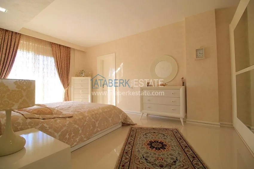 Приобрести Двухэтажная вилла в Каргыджаке с частным бассейном. Имеет право на гражданство 11 