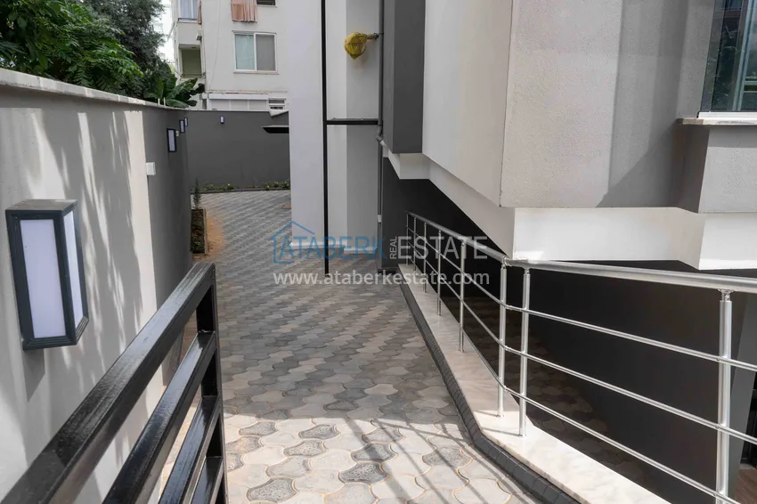 Квартира меблированная в молодом комплексе в Махмутларе 10 