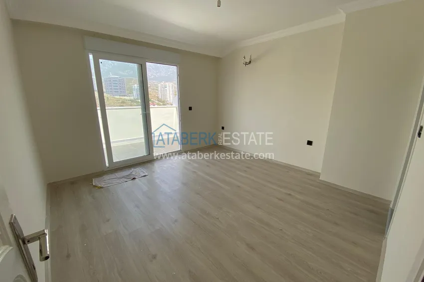 Приобрести Пентхаус в Махмутларе с чистовой отделкой и видом на море – новостройка 15 