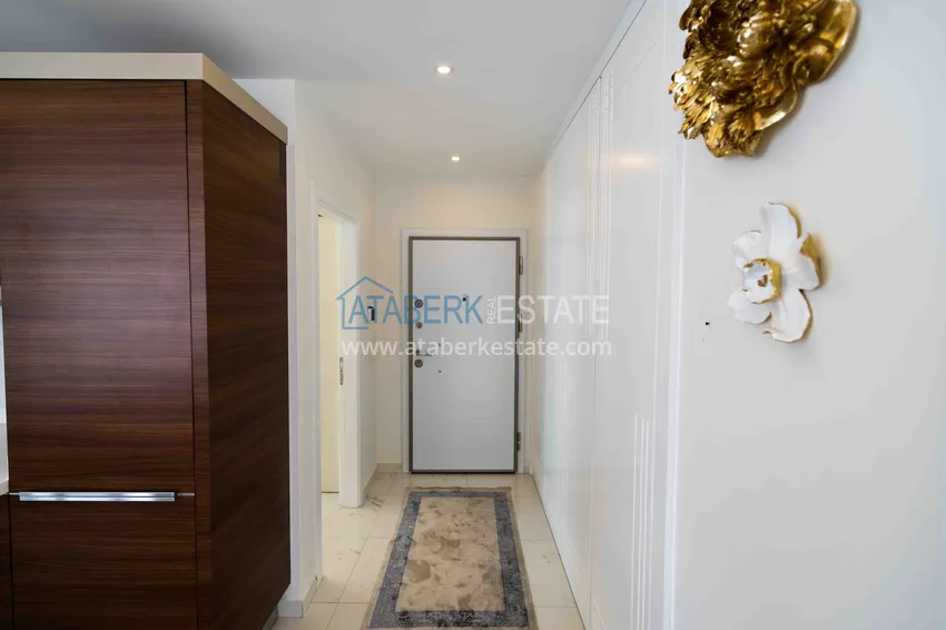 Приобрести Срочная продажа! Квартира в центре Алании с новой мебелью в престижном комплексе 1 