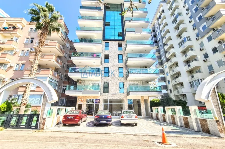 Квартира в Махмутларе двухкомнатная с мебелью, вторая береговая линия 1 