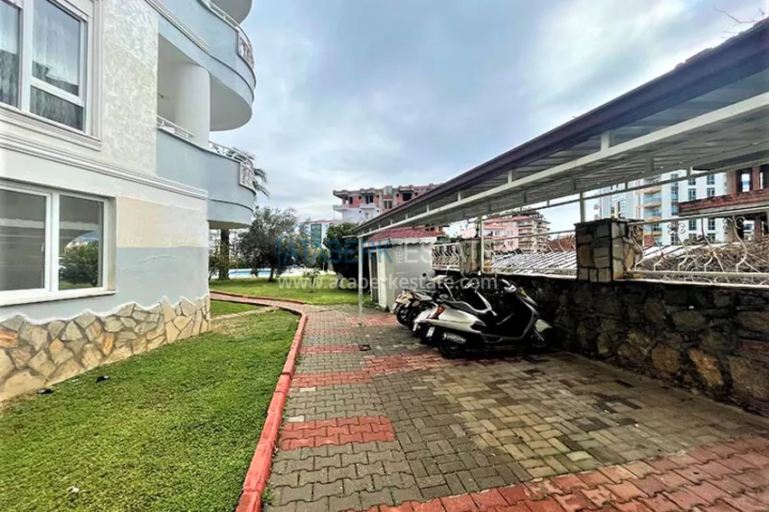 Просторная квартира в районе Тосмур с мебелью в комплексе на берегу горной реки  10 