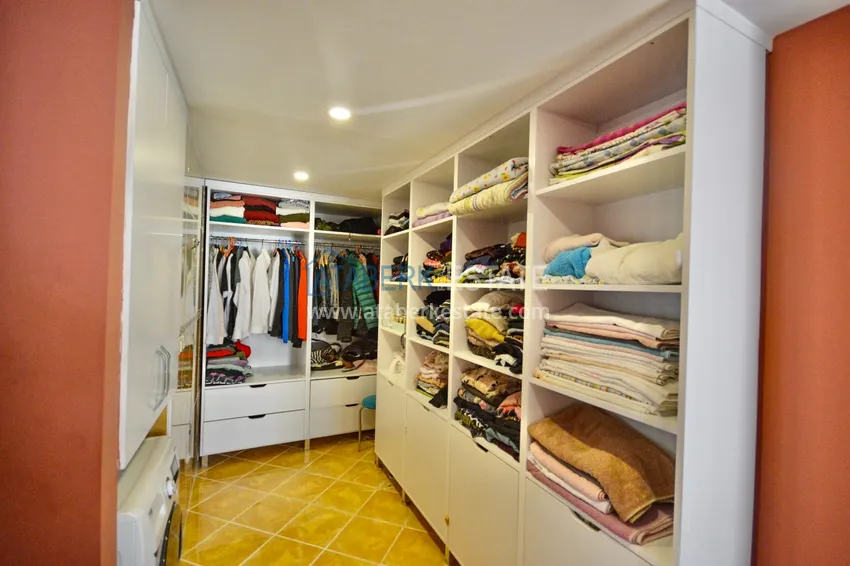 Приобрести Дуплекс в центре Алании в комплексе с бассейном и видом на горы 11 