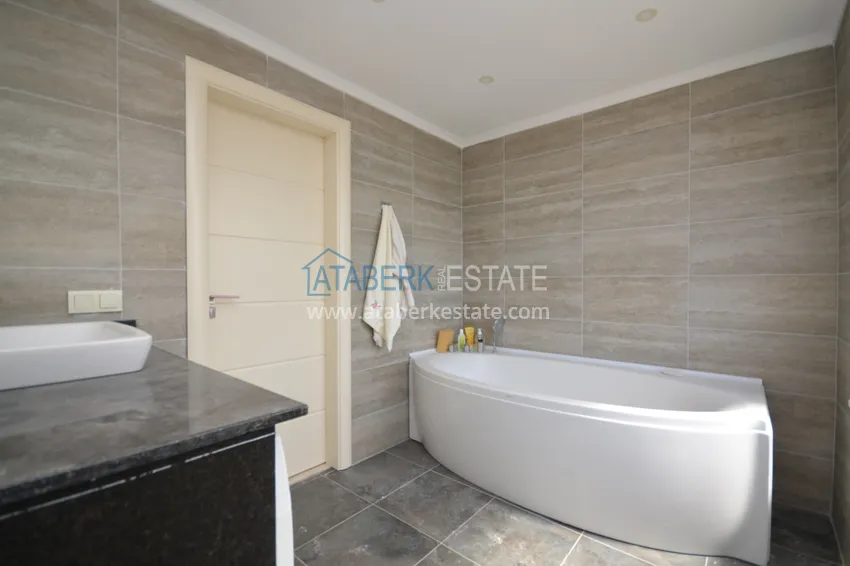 Приобрести Дуплекс в Махмутларе с видом на море и горы в комплексе на первой береговой 14 