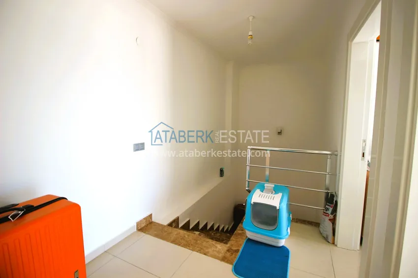 Приобрести Пентхаус-дуплекс в Кестеле с мебелью и видом на море в комплексе с частным пляжем 12 