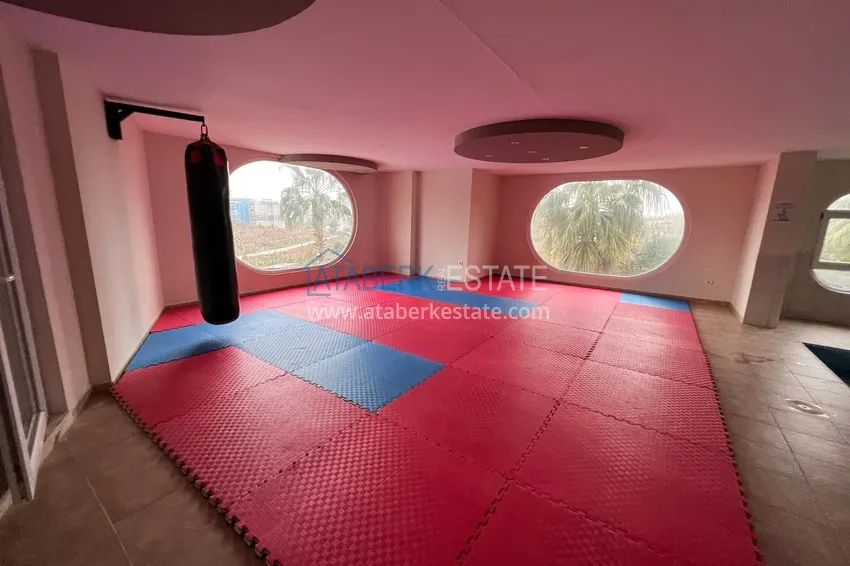 Квартира в Махмутларе с мебелью, видом на горы в жилом комплексе 19 