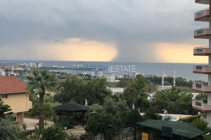 Пентхаус-дуплекс в Алании район Конаклы с видом на море  1 