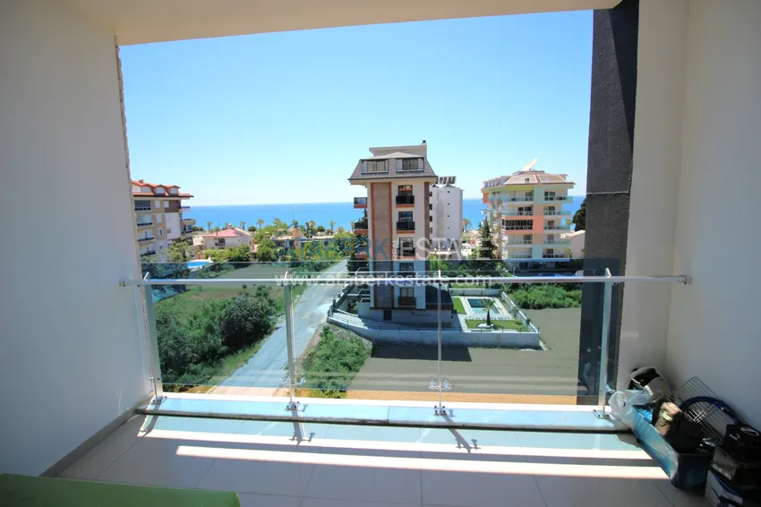 Приобрести Пентхаус-дуплекс в Кестеле с мебелью и видом на море в комплексе с частным пляжем 17 