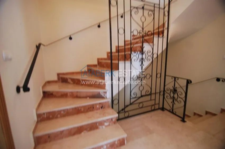 Приобрести Вилла в районе Кестель с мебелью на два хозяина в коттеджном комплексе  17 