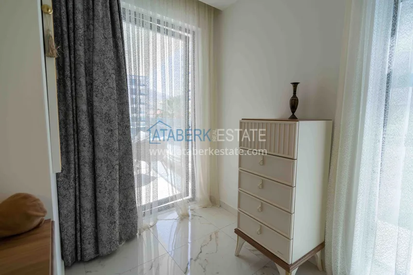 Приобрести Срочная продажа! Квартира в центре Алании с новой мебелью в престижном комплексе 14 