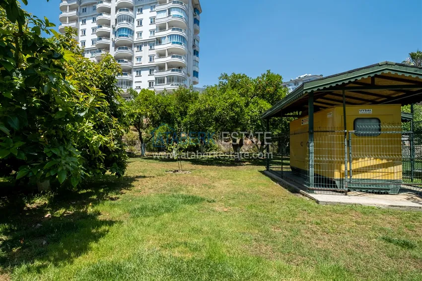 Квартира в районе Джикджилли с современной мебелью в престижном комплексе 24 