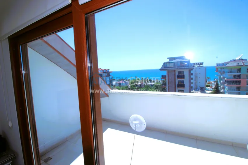 Приобрести Пентхаус-дуплекс в Кестеле с мебелью и видом на море в комплексе с частным пляжем 18 