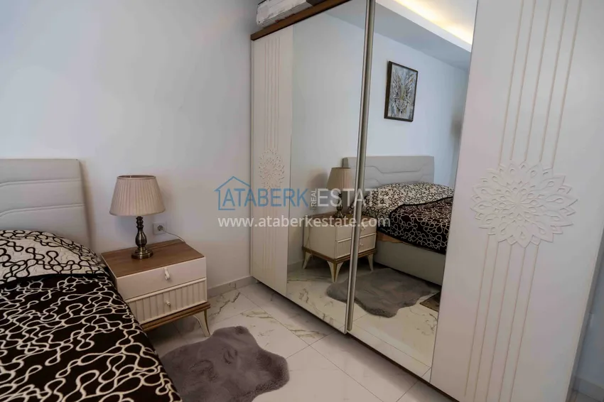 Приобрести Срочная продажа! Квартира в центре Алании с новой мебелью в престижном комплексе 16 