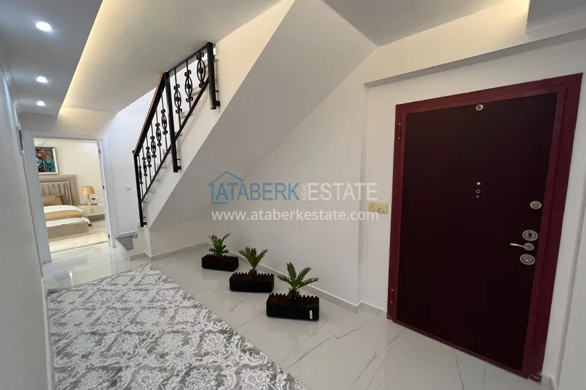 Приобрести Пентхаус-дуплекс в Махмутларе меблированный, с сауной и видом на море 1 