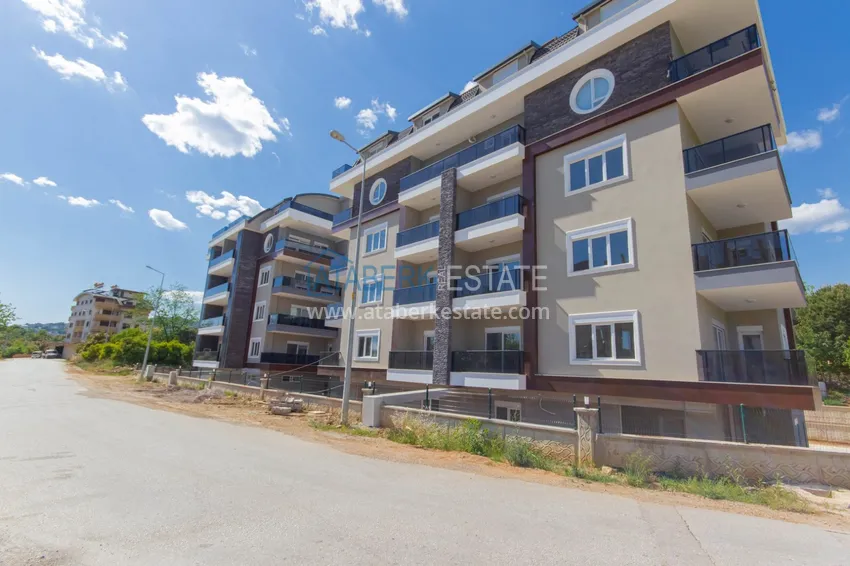 Квартира в Алании – район Оба, трёхкомнатная с чистовой отделкой 1 