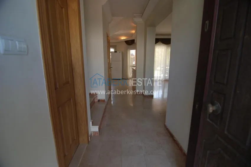 Приобрести Вилла в районе Кестель с мебелью на два хозяина в коттеджном комплексе  1 