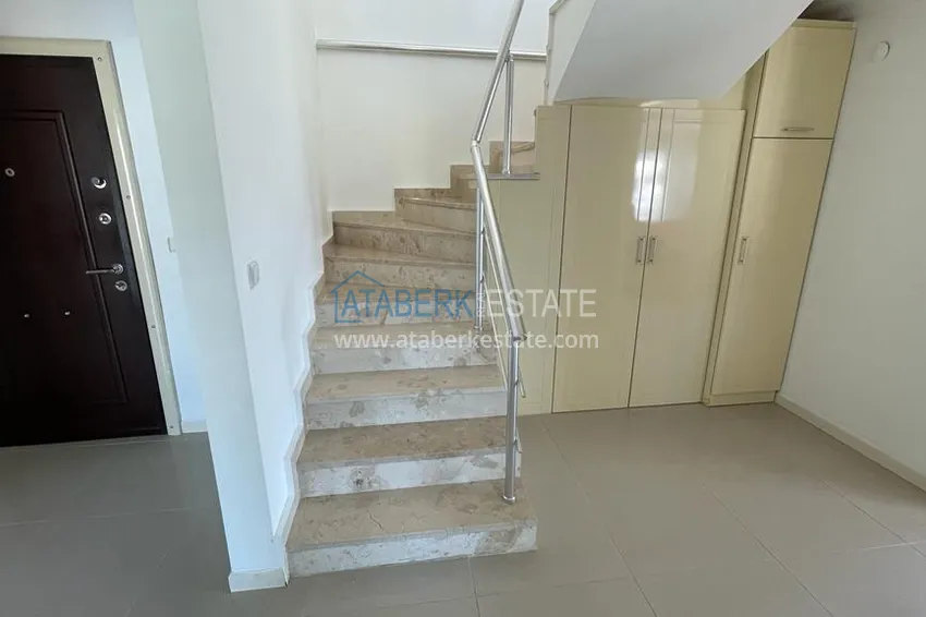 Приобрести Пентхаус-дуплекс в Махмутларе с прямым видом на море и горы, первая береговая 1 