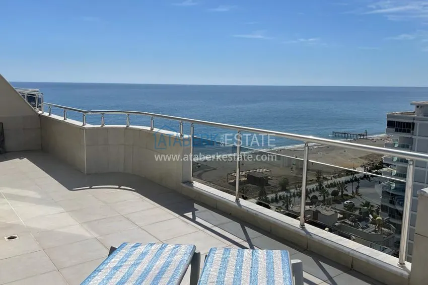 Приобрести Пентхаус-дуплекс в Махмутларе с прямым видом на море и горы, первая береговая 20 