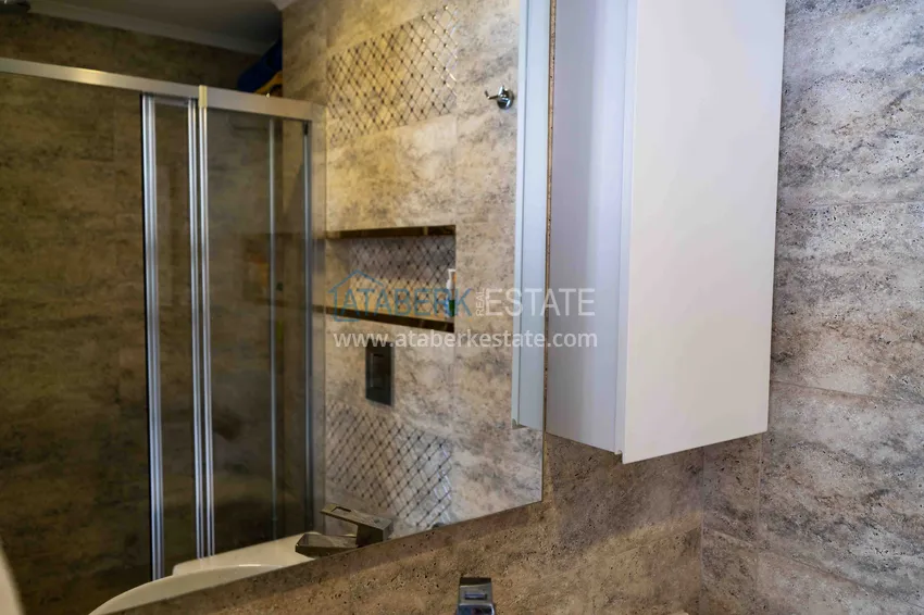 Приобрести Срочная продажа! Квартира в центре Алании с новой мебелью в престижном комплексе 18 