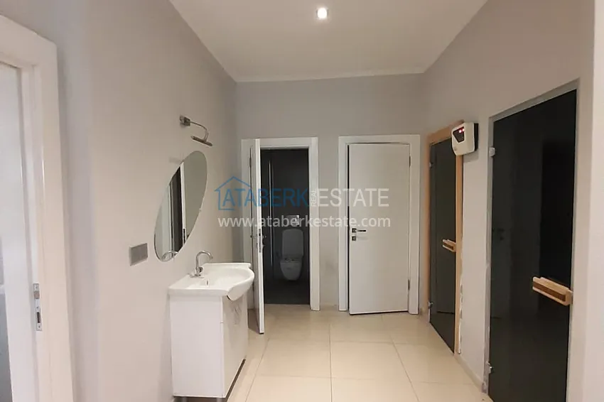 Пентхаус-дуплекс в Кестеле меблированный с видом на море в комплексе с частным пляжем 24 