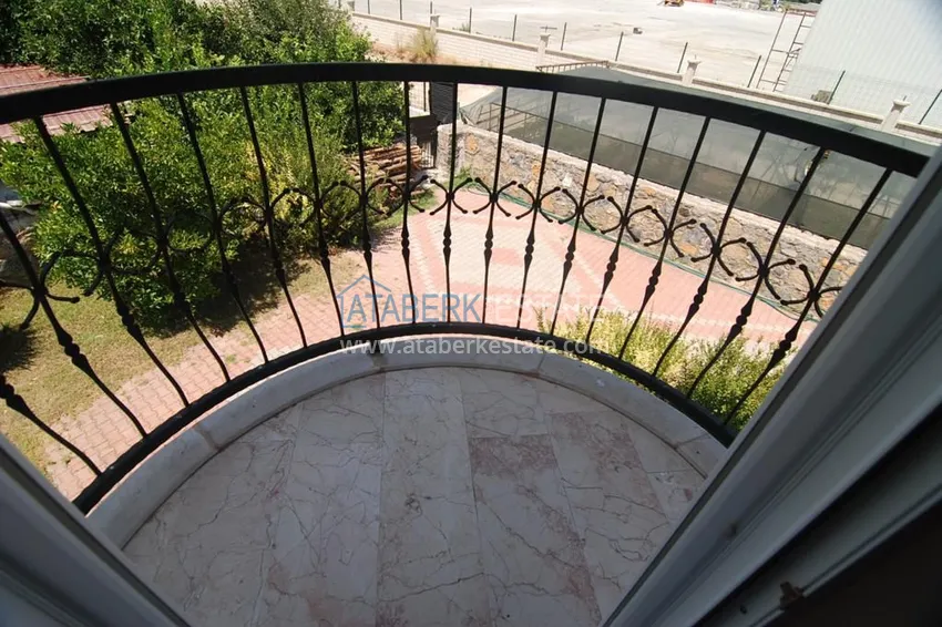 Приобрести Вилла в районе Кестель с мебелью на два хозяина в коттеджном комплексе  24 