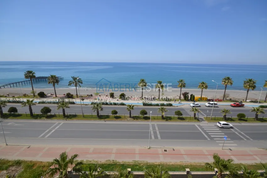 Приобрести Дуплекс в Махмутларе с видом на море и горы в комплексе на первой береговой 25 