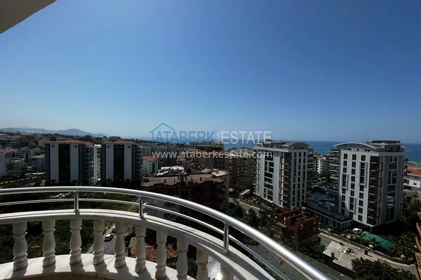 Приобрести Видовой пентхаус в районе Тосмур с мебелью в жилом комплексе 24 