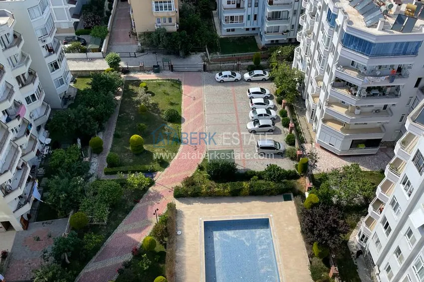 Приобрести Пентхаус-дуплекс в Махмутларе с прямым видом на море и горы, первая береговая 25 