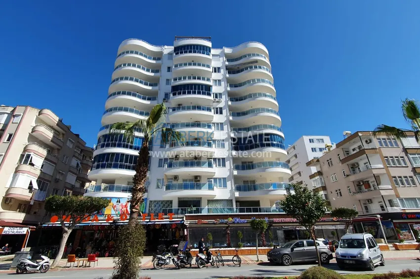 Квартира в Махмутларе с мебелью в жилом комплексе на проспекте Барбаросса 2 