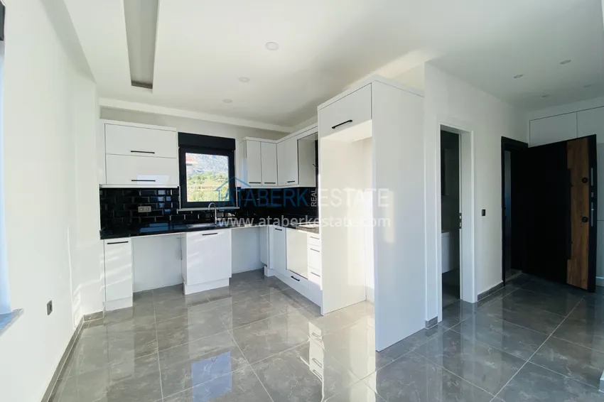 Приобрести Квартиры в районе Кестель с чистовой отделкой, видом на горы и море - новостройка 2