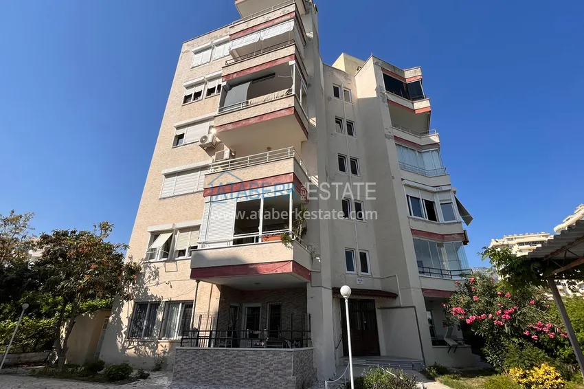 Квартира в Махмутларе с мебелью, отдельной кухней и застекленными балконами  2 