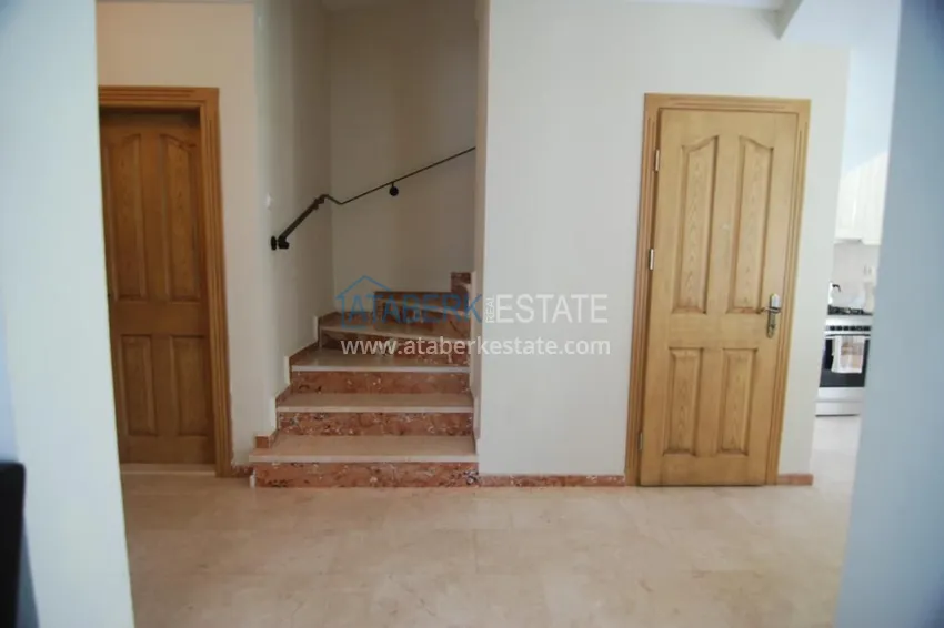 Приобрести Вилла в районе Кестель с мебелью на два хозяина в коттеджном комплексе  2 