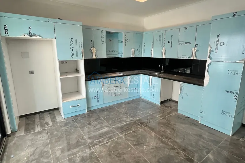 Приобрести Квартира в Алании – район Оба с высококачественной чистовой отделкой и отдельной кухней  3 