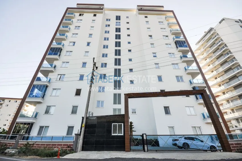 Дуплекс в Махмутларе с мебелью и застекленным балконом в благоустроенной резиденции 4 