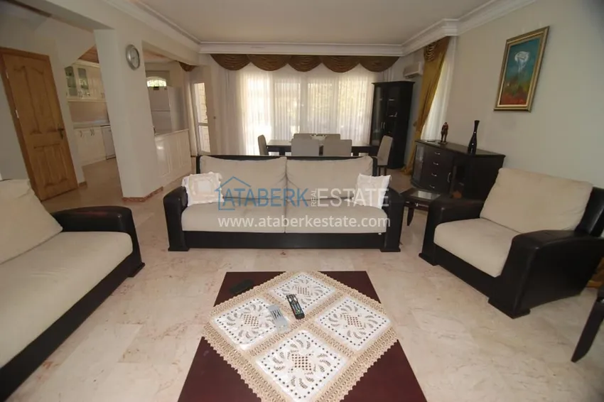 Приобрести Вилла в районе Кестель с мебелью на два хозяина в коттеджном комплексе  3 