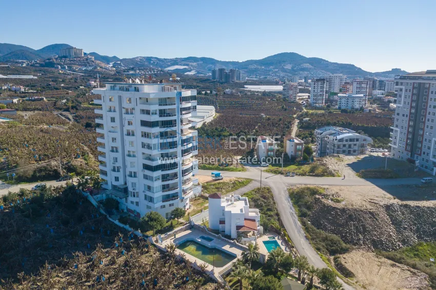 Пентхаус в Махмутларе с мебелью, видом на море и горы  2 