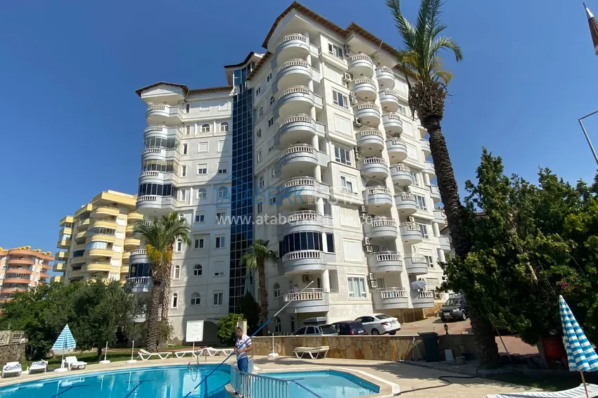 Просторная квартира в районе Тосмур с мебелью в комплексе на берегу горной реки  3 