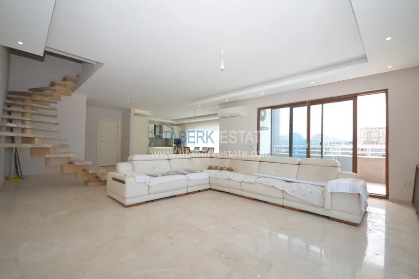 Приобрести Дуплекс в Махмутларе с видом на море и горы в комплексе на первой береговой 3 