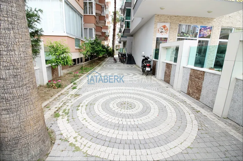 Квартира в Махмутларе двухкомнатная с мебелью, вторая береговая линия 5 