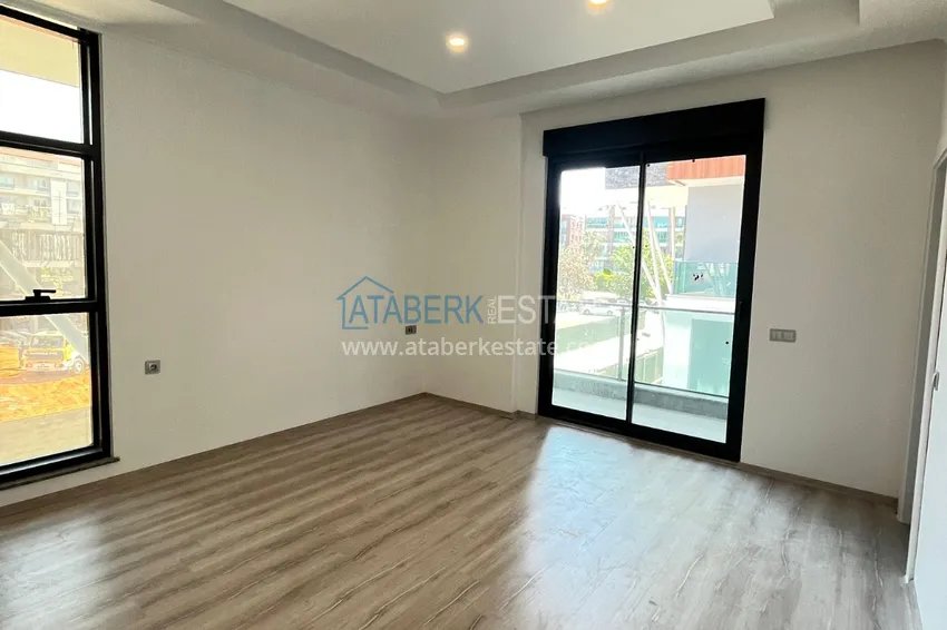 Приобрести Квартира в Алании – район Оба с высококачественной чистовой отделкой и отдельной кухней  4 